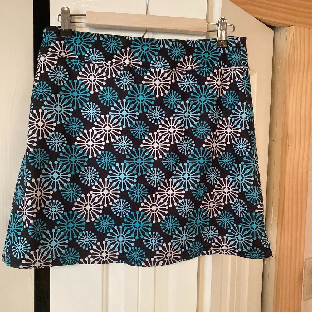 Multi color skort size medium